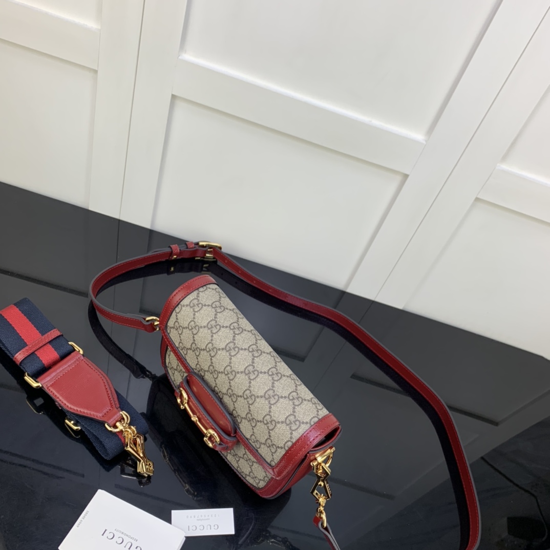 Gucci Satchel Bags